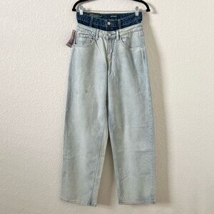 NWT Wild Fable Relaxed Straight Jeans Size 6 Light wash Denim 90’s Two Tone